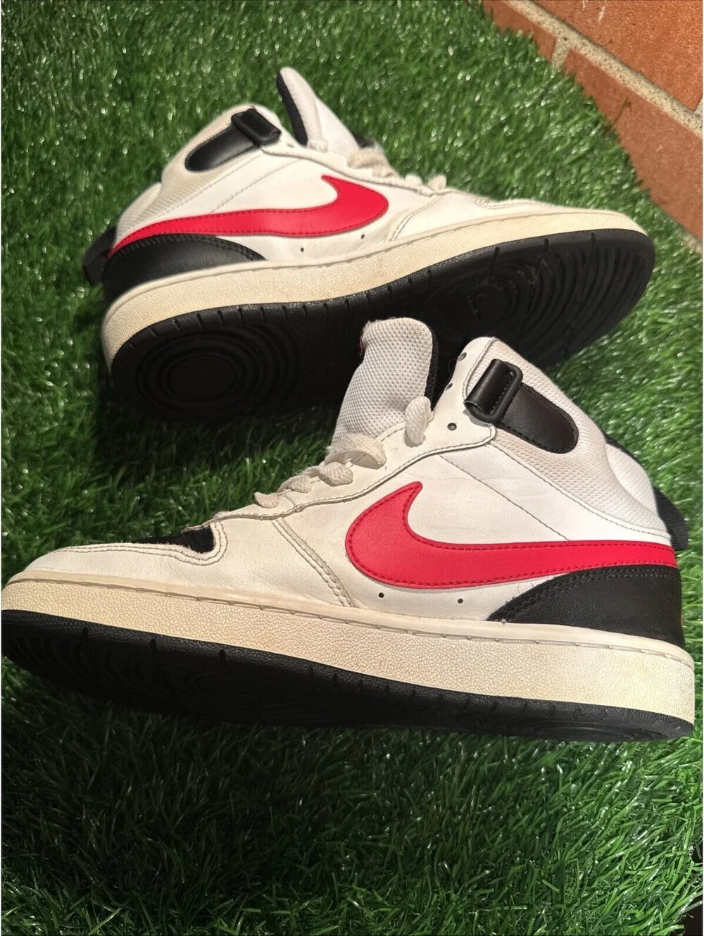 Size 5 (GS) - Nike Court Borough 2 Mid White University Red